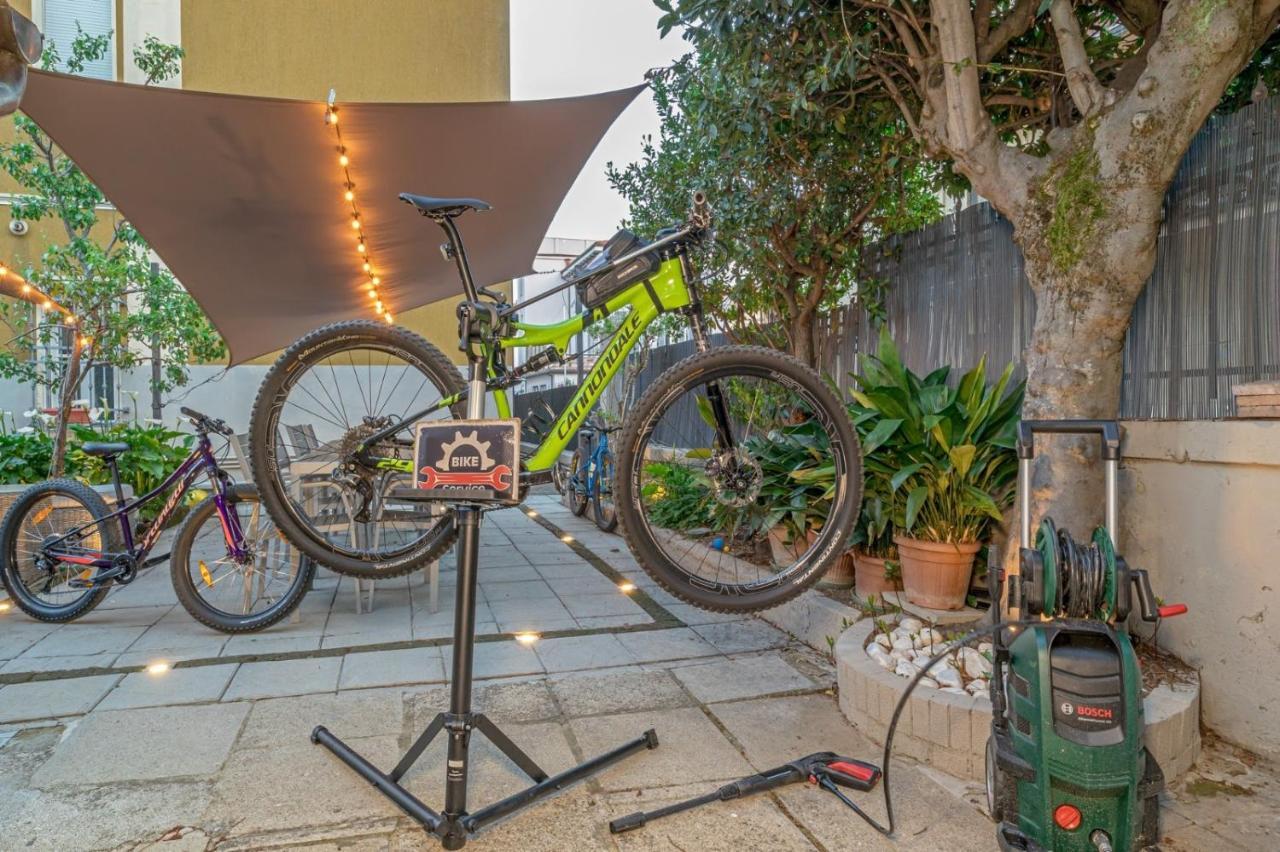 Bed & Breakfast Casa Mirko - Con Stazione Ricarica Auto Elettriche Parcheggio Privato Auto Moto Biciclette *